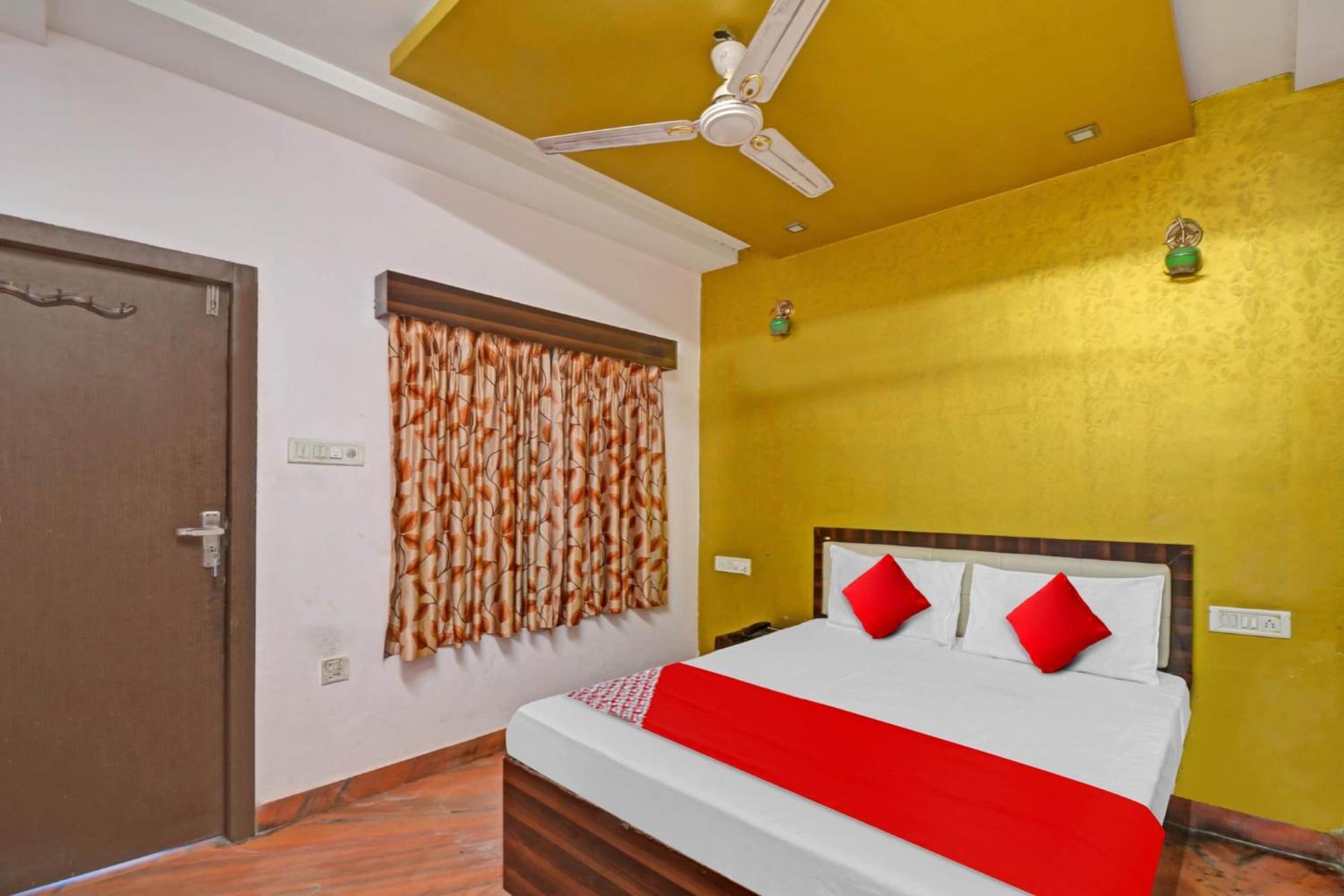Hotel O Shree Balaji Hotel & Restaurant Bedla Exteriör bild